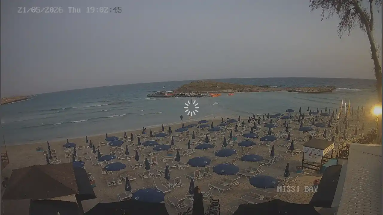 Ujęcie z kamery :city — 21 maja 2026 17:00